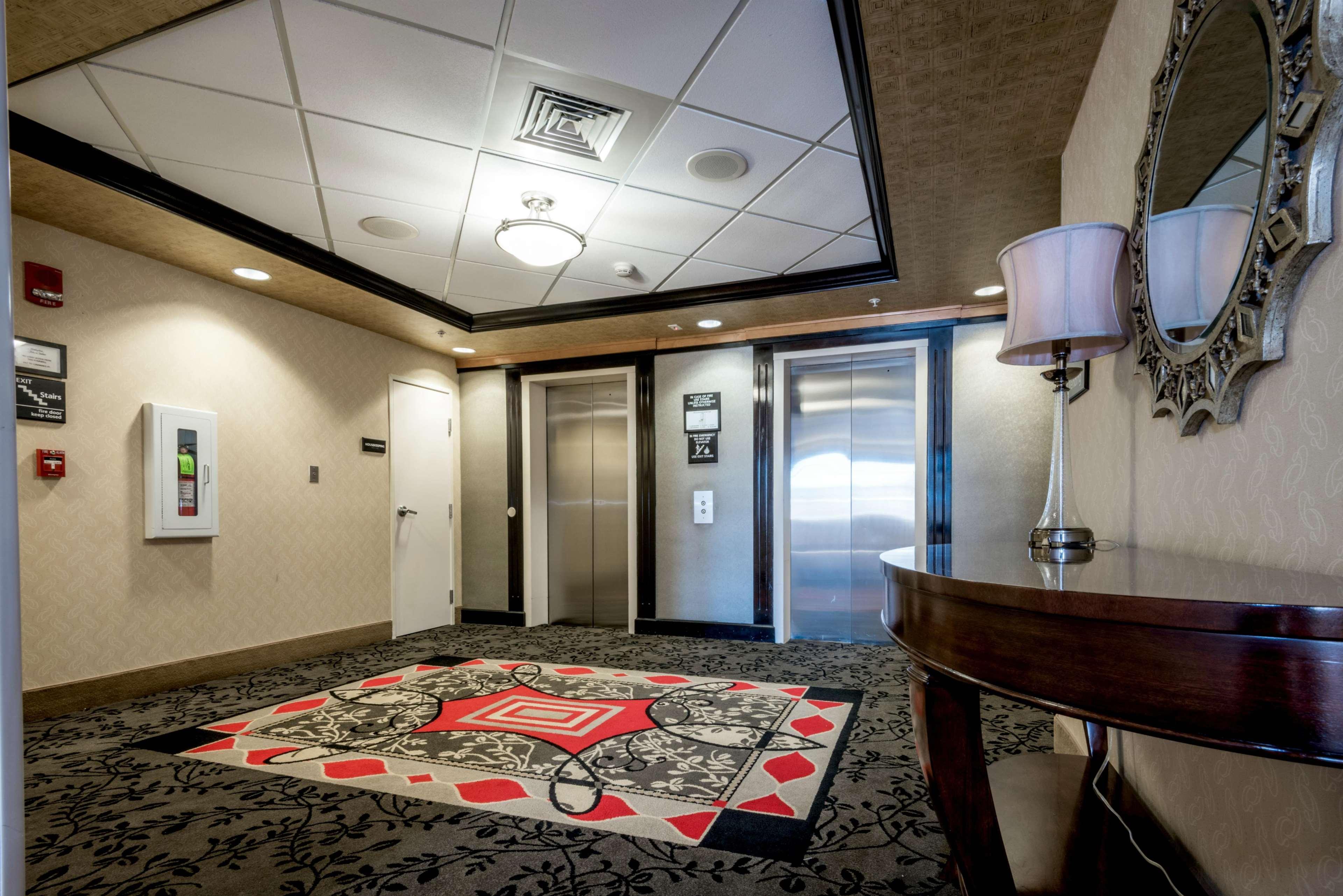 Hampton Inn & Suites Montgomery-Downtown Esterno foto