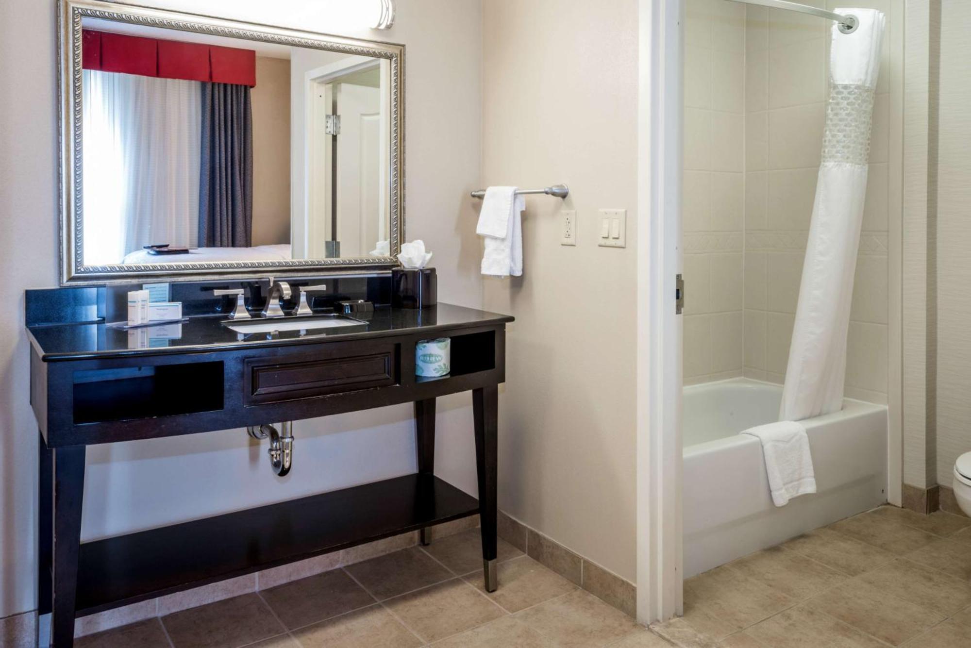 Hampton Inn & Suites Montgomery-Downtown Esterno foto